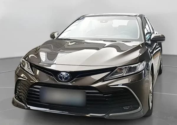 Toyota Camry 2.5 Hybrid Comfort CVT 2023 - używany samochód w leasingu