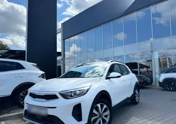 Kia Stonic 1.2 M 2025 - używany samochód w leasingu