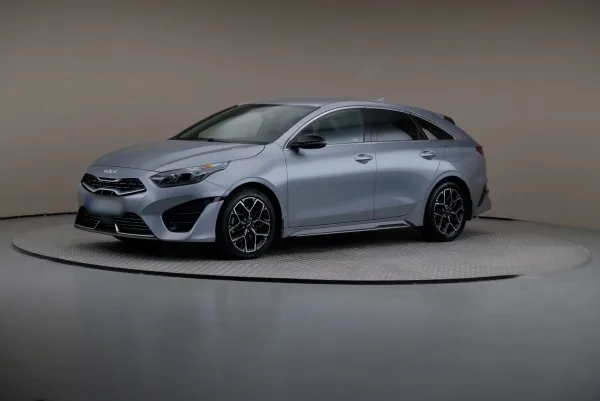 Kia Proceed 1.5 T-GDI GT Line DCT 2023 - używany samochód w leasingu