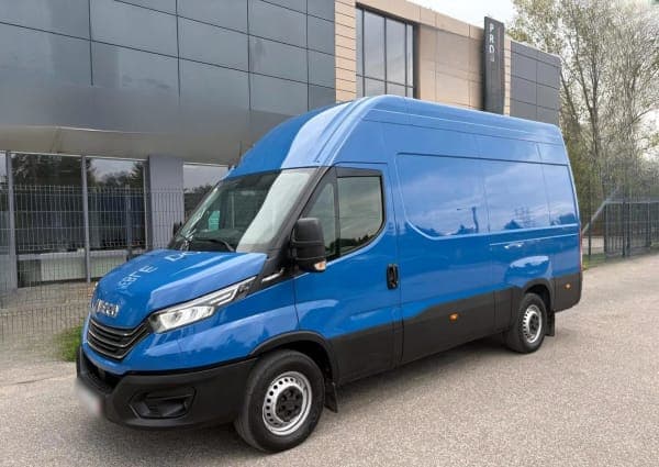 Iveco Daily 35S18 Hi-Matic L3H3 2022 - używany samochód w leasingu