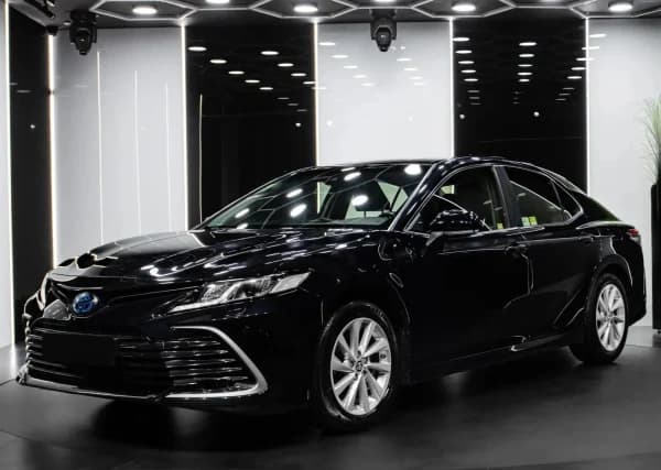 Toyota Camry 2.5 Hybrid Comfort CVT 2022 - вживаний автомобіль в лізингу