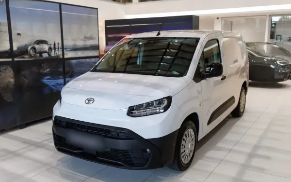 Toyota Proace City 1.5 D-4D Standard 2,3t Active 2025 - gebrauchtes Leasingfahrzeug