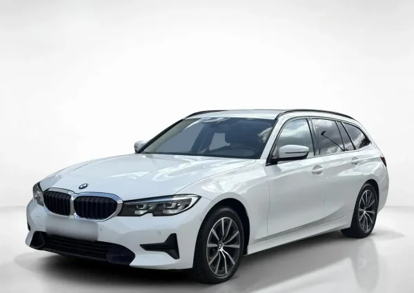 BMW Seria 3 318i aut 2022 - used car for lease