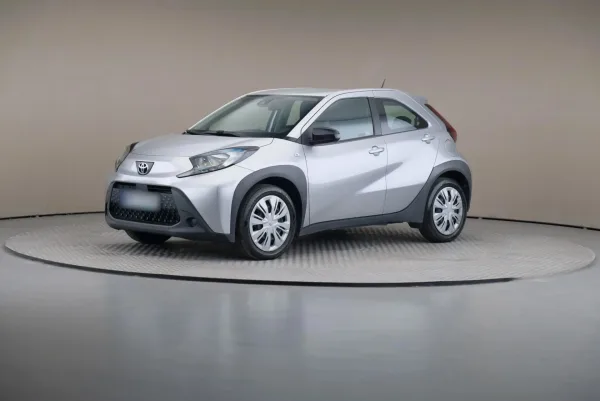 Toyota Aygo X 1.0 VVT-i Comfort 2022 - вживаний автомобіль в лізингу