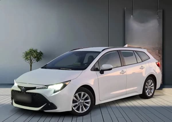 Toyota Corolla 1.8 Hybrid Comfort 2023 - вживаний автомобіль в лізингу