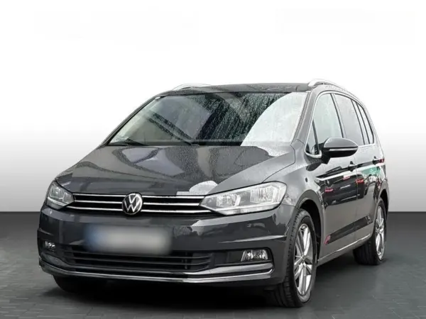 Volkswagen Touran 1.5 TSI EVO Highline DSG 2022 - używany samochód w leasingu