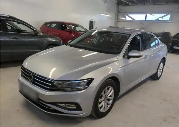 Volkswagen Passat 2.0 TDI EVO Business DSG 2022 - used car for lease