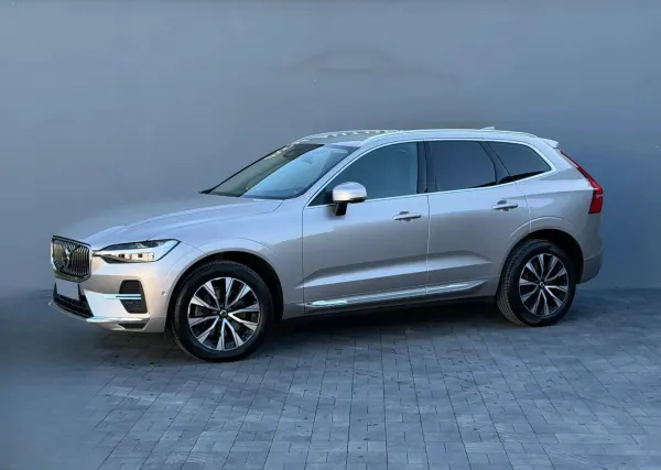 Volvo XC 60 B5 B AWD Plus Bright aut 2023 - gebrauchtes Leasingfahrzeug