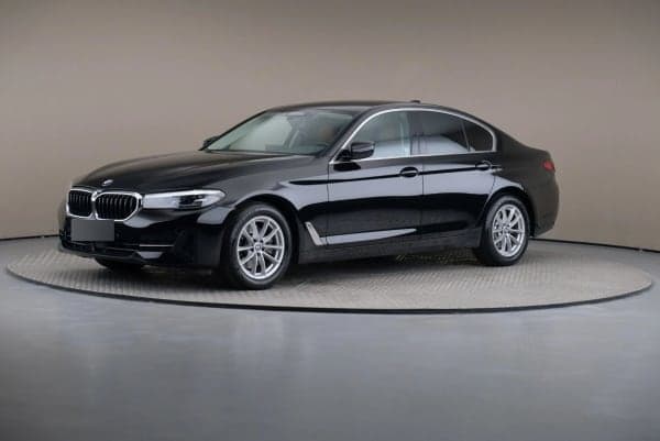 BMW Seria 5 520d xDrive mHEV aut 2022 - używany samochód w leasingu
