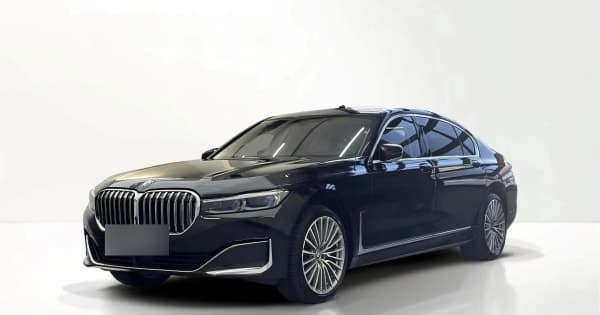 BMW Seria 7 740d xDrive mHEV sport-aut 2022 - używany samochód w leasingu