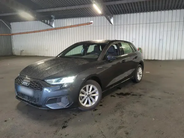 Audi A3 30 TFSI 2022 - używany samochód w leasingu
