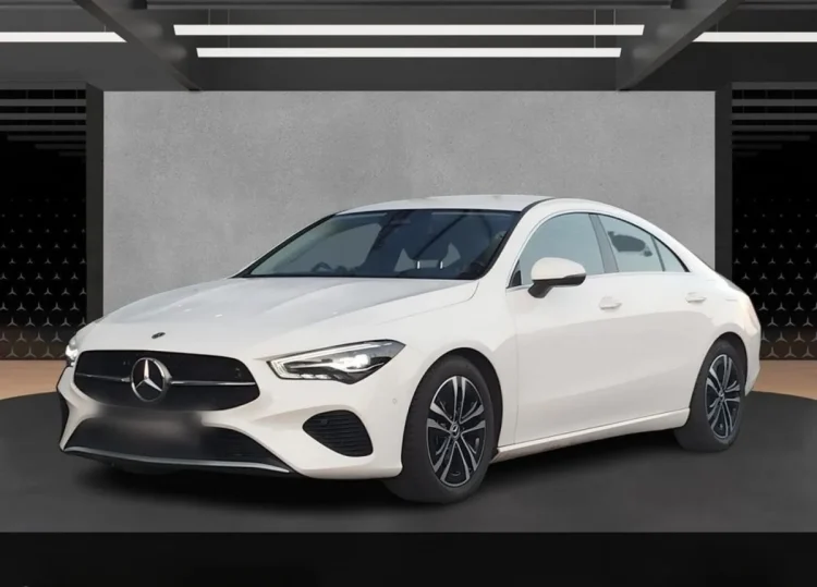 Mercedes-Benz CLA CLA 180 7G-DCT