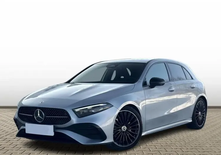 Mercedes-Benz Klasa A A 220 4-Matic AMG Line 8G-DCT