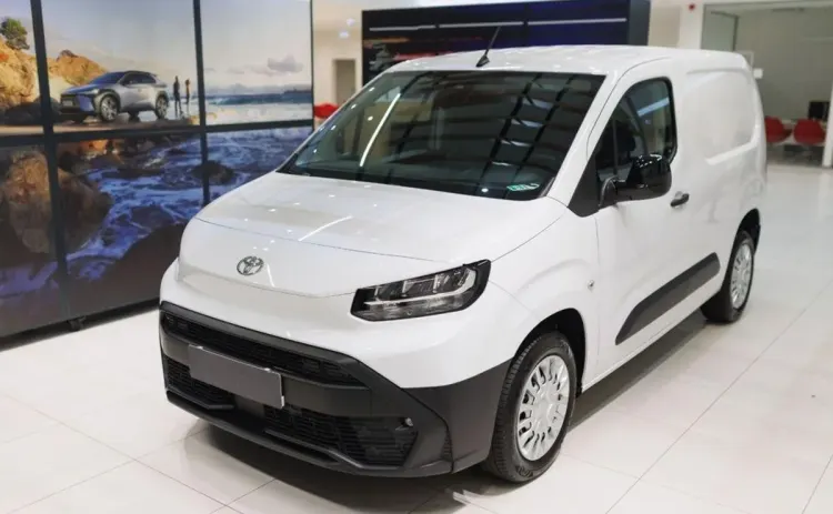 Toyota Proace City Proace City 1.5 D-4D Standard 2,3t Active