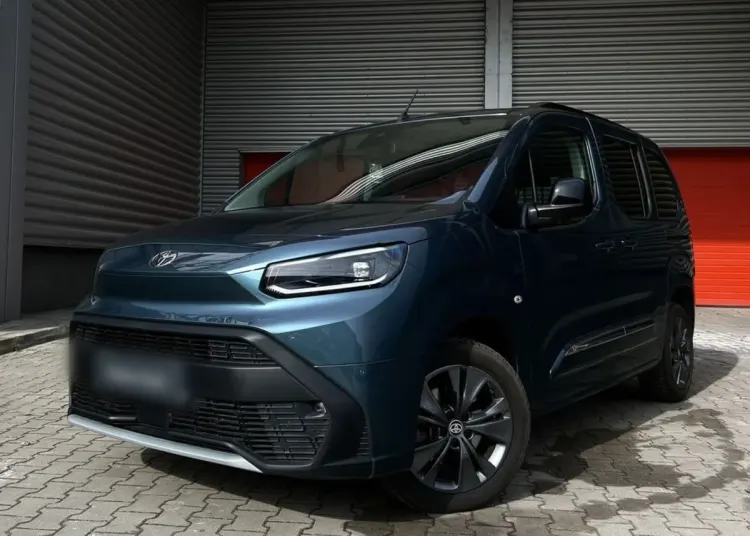 Toyota Proace City Proace City Verso 1.5 D-4D Family aut