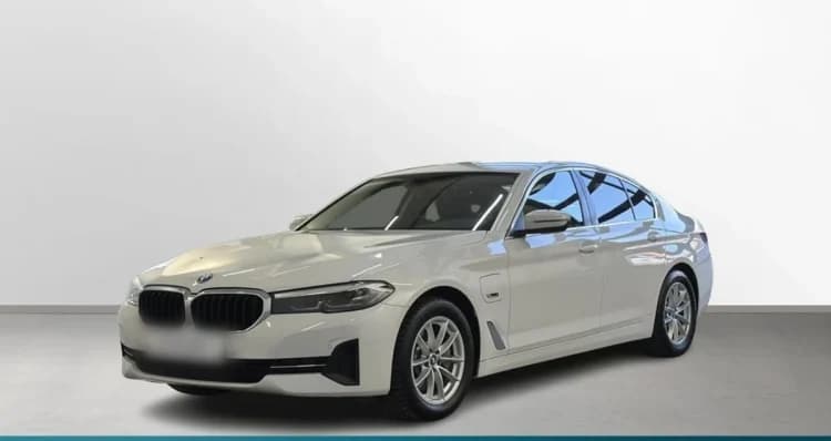 BMW Seria 5 530e xDrive aut