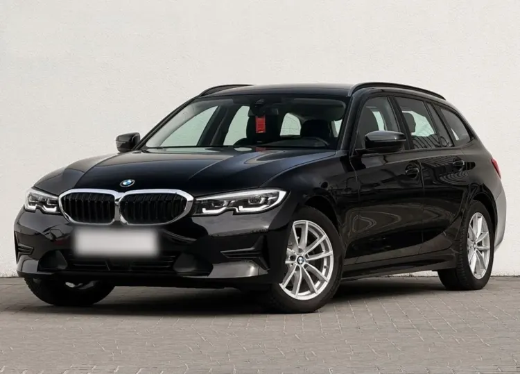 BMW Seria 3 320d xDrive mHEV Advantage aut