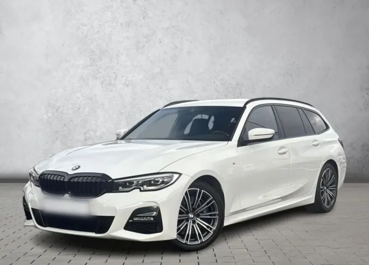 BMW Seria 3 330i aut