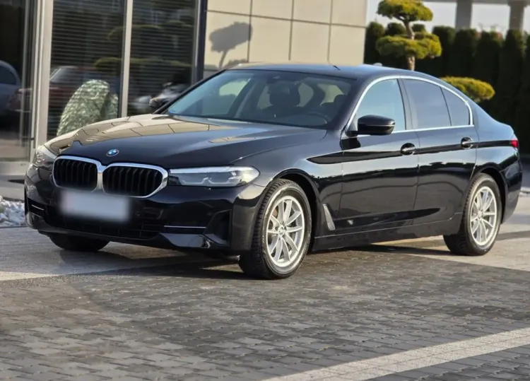 BMW Seria 5 518d mHEV aut