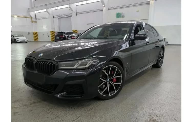 BMW Seria 5 520d xDrive mHEV M Sport sport-aut