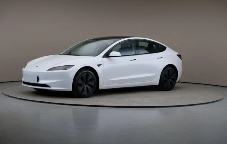 Tesla Model 3 3 Long Range AWD