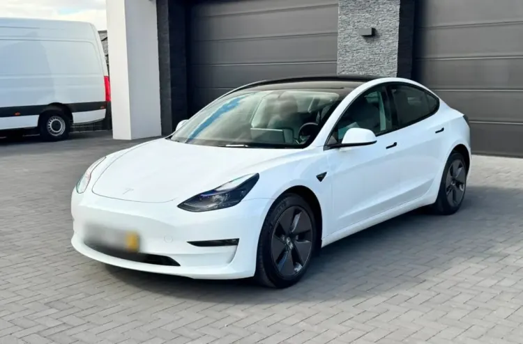 Tesla Model 3 3 Long Range AWD