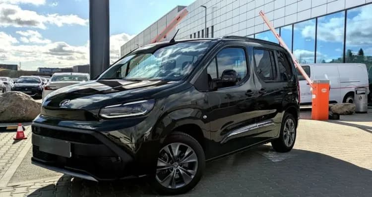 Toyota Proace City Proace City Verso 1.2 D-4T Family