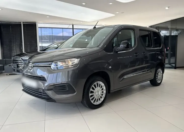 Toyota Proace City Proace City Verso Long 1.2 D-4T Business