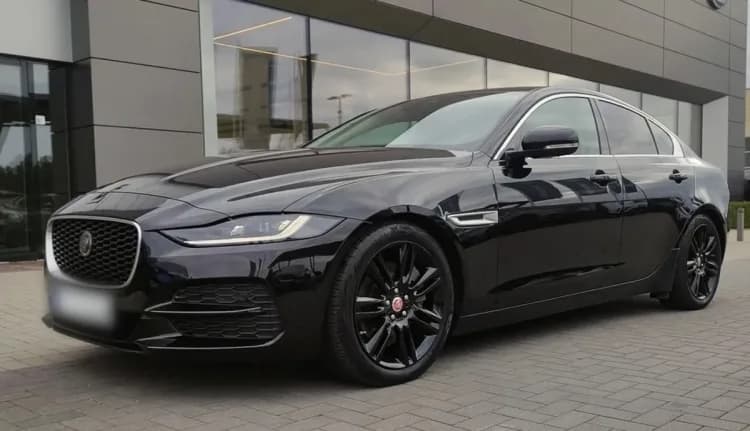 Jaguar XE XE 2.0 D200 mHEV SE aut