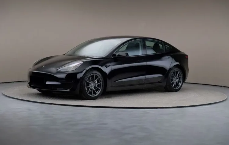 Tesla Model 3 3 Long Range AWD