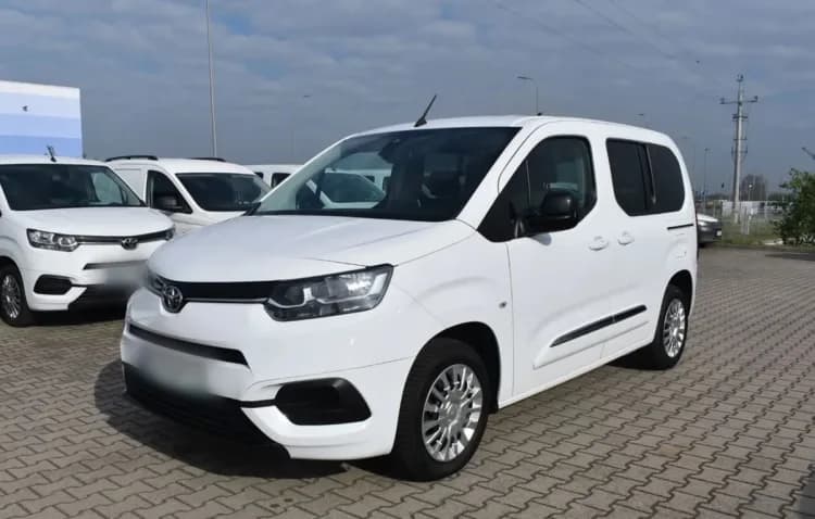 Toyota Proace City Proace City Verso 1.5 D-4D Business