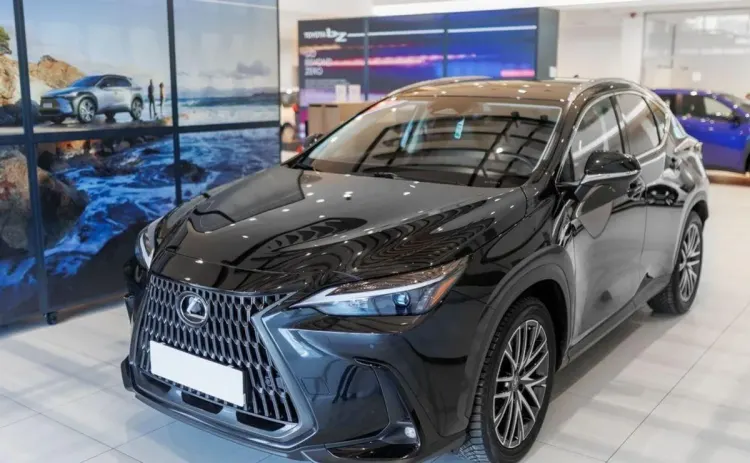Lexus NX NX 450h+ Prestige AWD