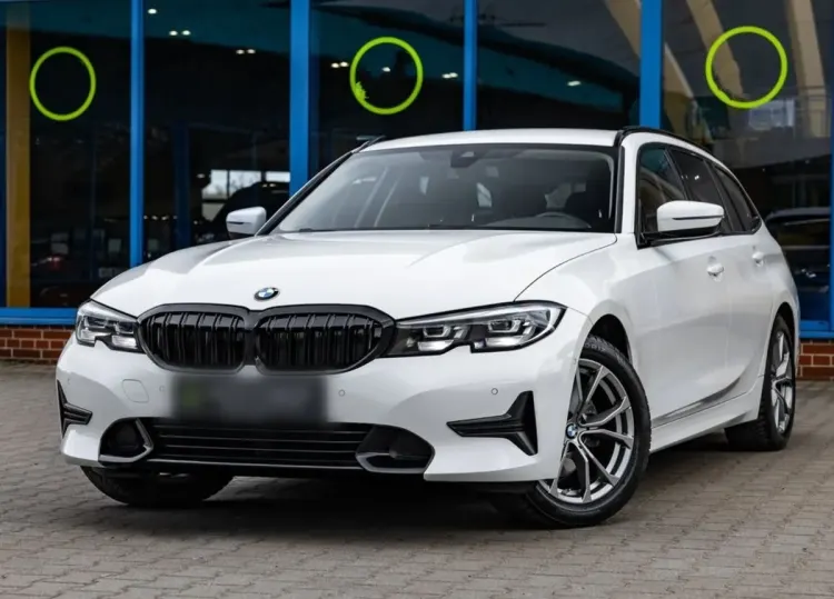 BMW Seria 3 320i Sport Line aut