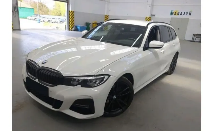 BMW Seria 3 320i M Sport sport-aut