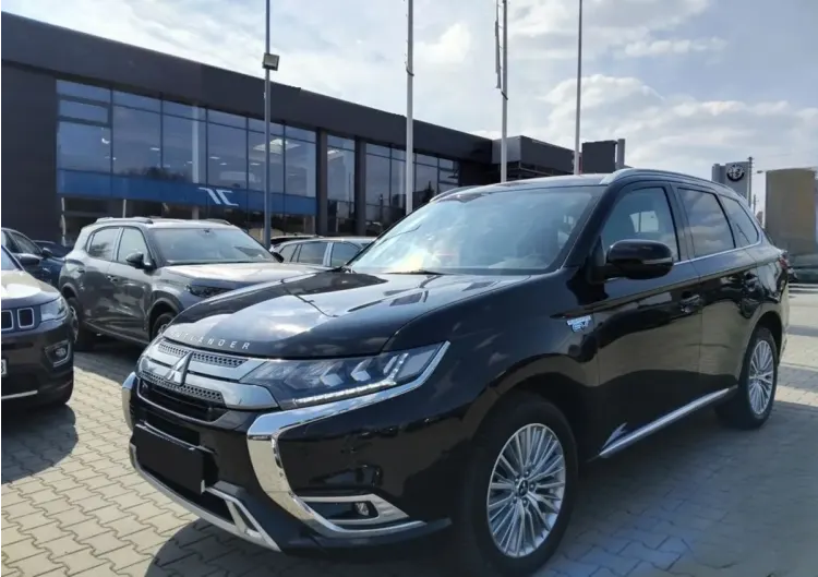 Mitsubishi Outlander Outlander PHEV Intense