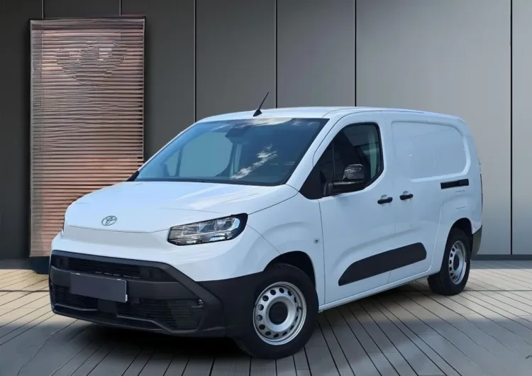 Toyota Proace City Proace City EV Long 2,4t Active