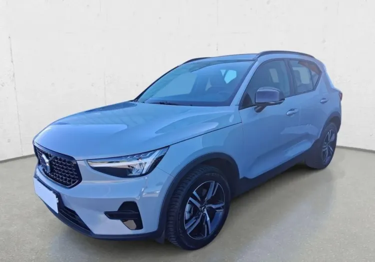Volvo XC 40 XC40 B3 Plus Dark aut