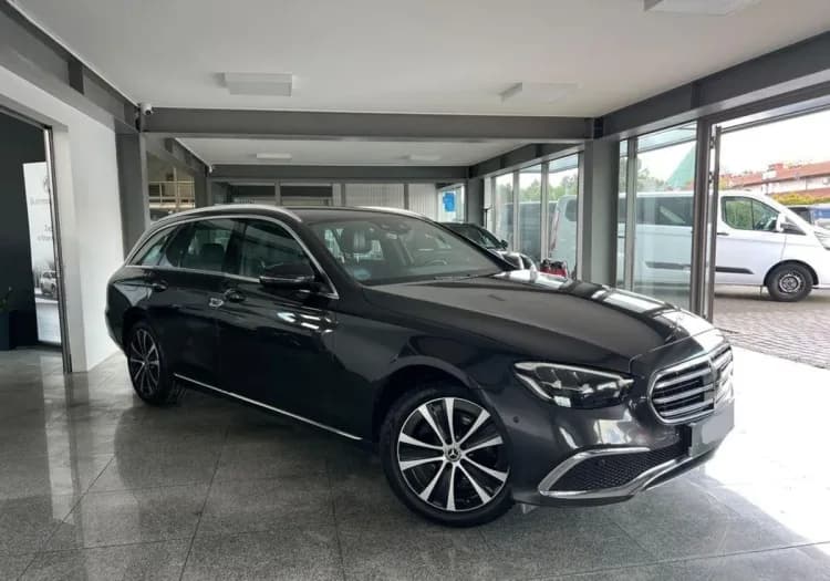 Mercedes-Benz Klasa E E 200 Exclusive