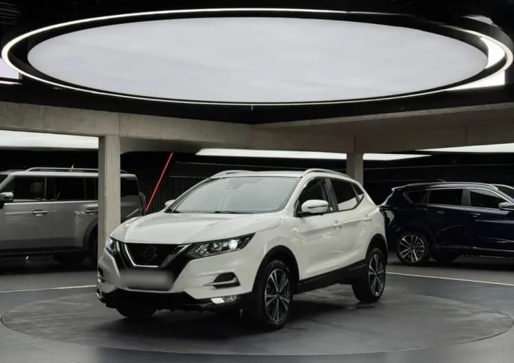 Nissan Qashqai Qashqai 1.3 DIG-T N-Connecta