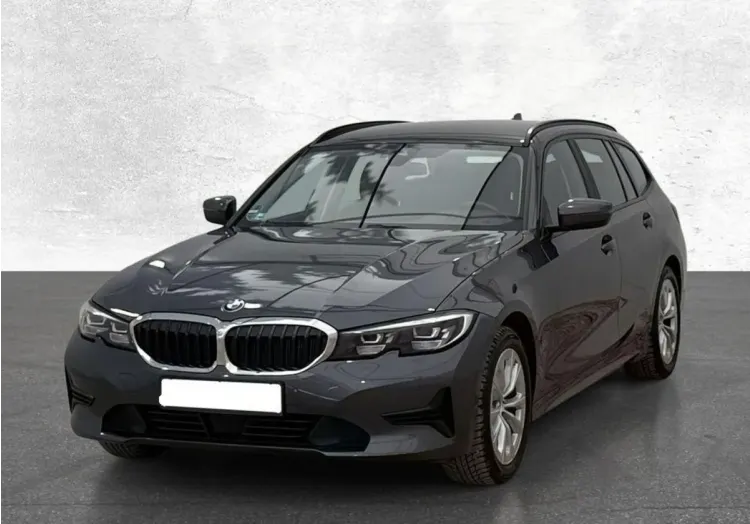 BMW Seria 3 318i aut