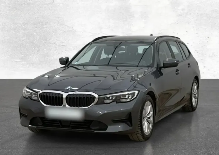 BMW Seria 3 318i aut