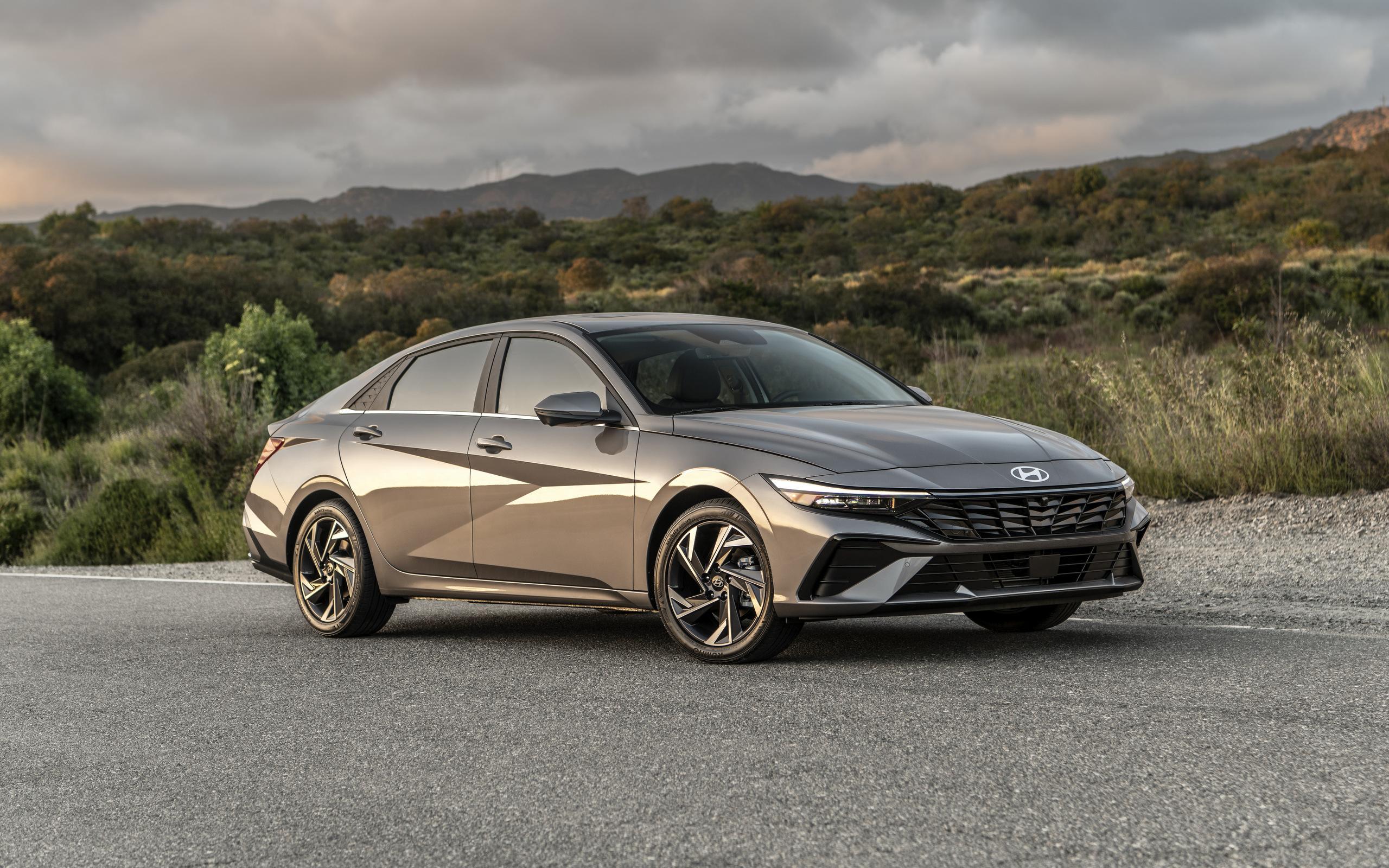 Hyundai Elantra z rocznika 2023