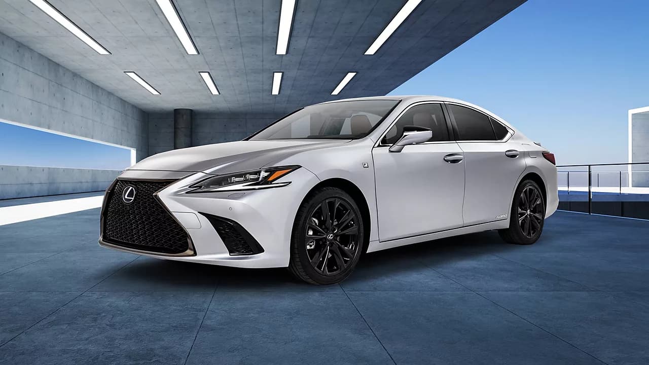 Lexus ES z rocznika 2021