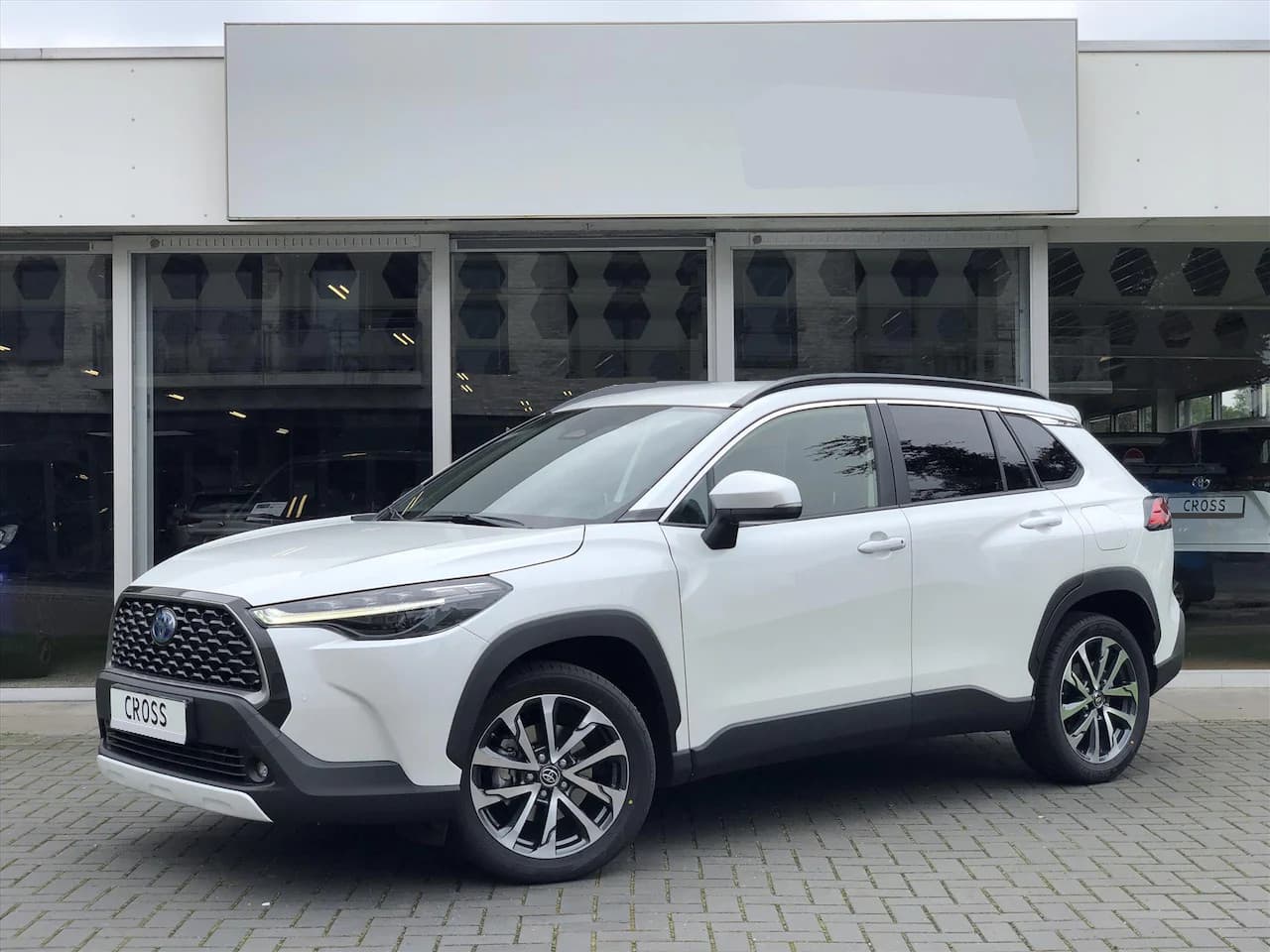 Toyota Corolla Cross z rocznika 2024