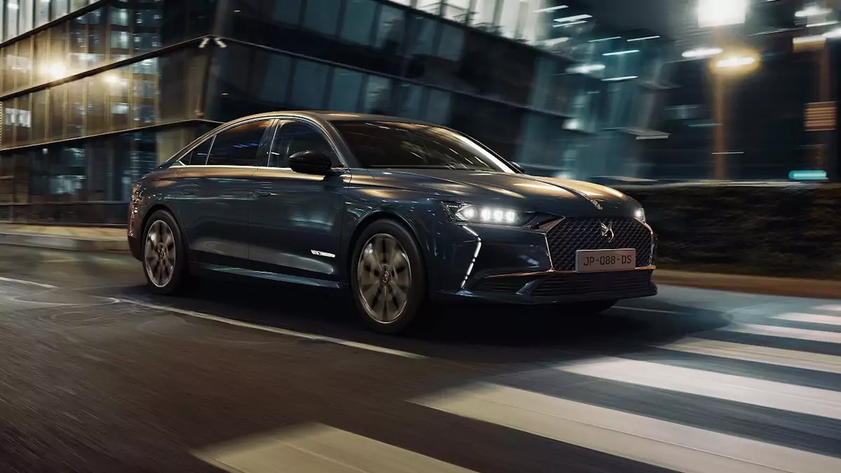 DS 9 z rocznika 2022