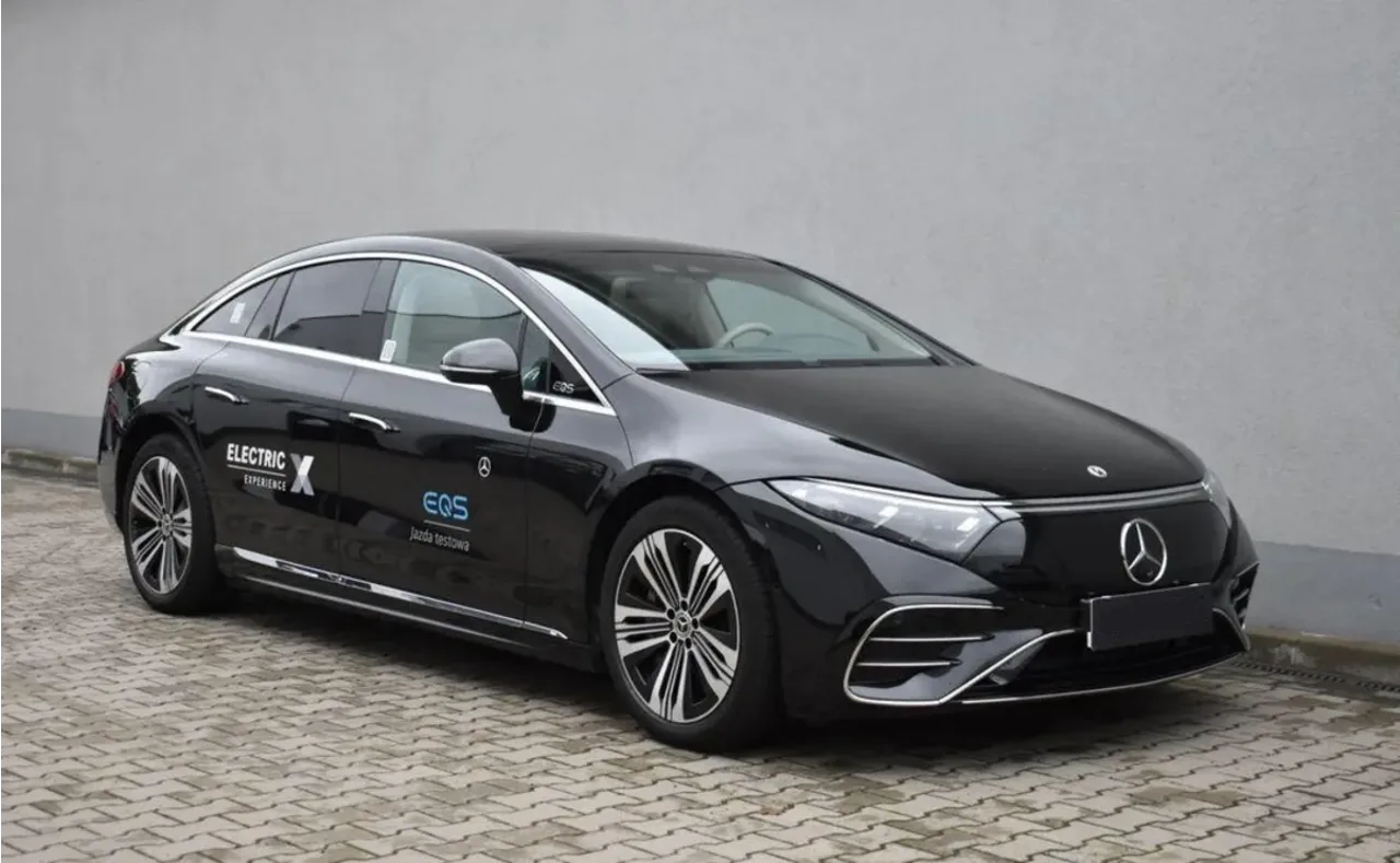 Mercedes-Benz EQS 450 4-Matic Electric Art 2024 - używany samochód w leasingu