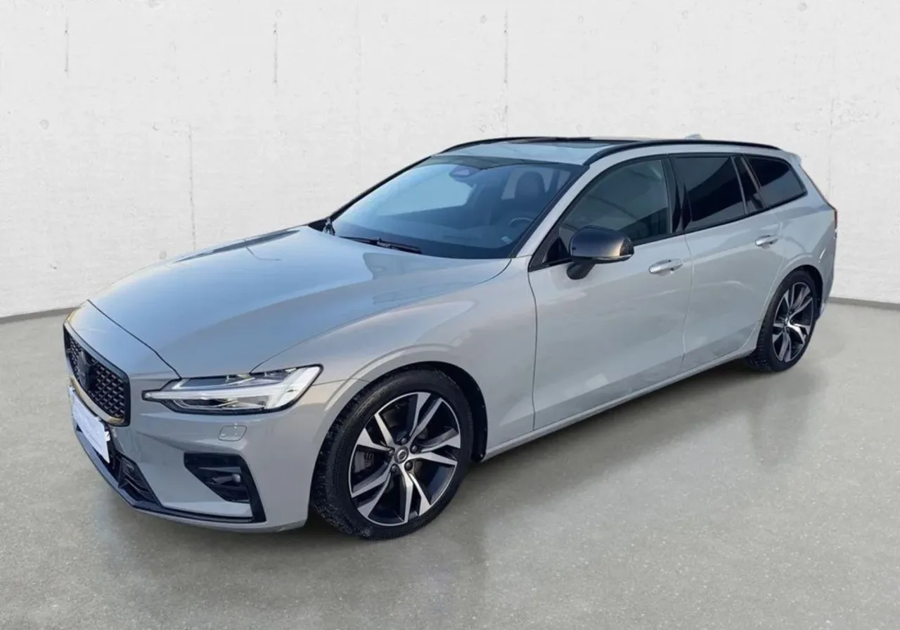 Volvo V60 B4 D Ultimate Dark aut 2023 - gebrauchtes Leasingfahrzeug