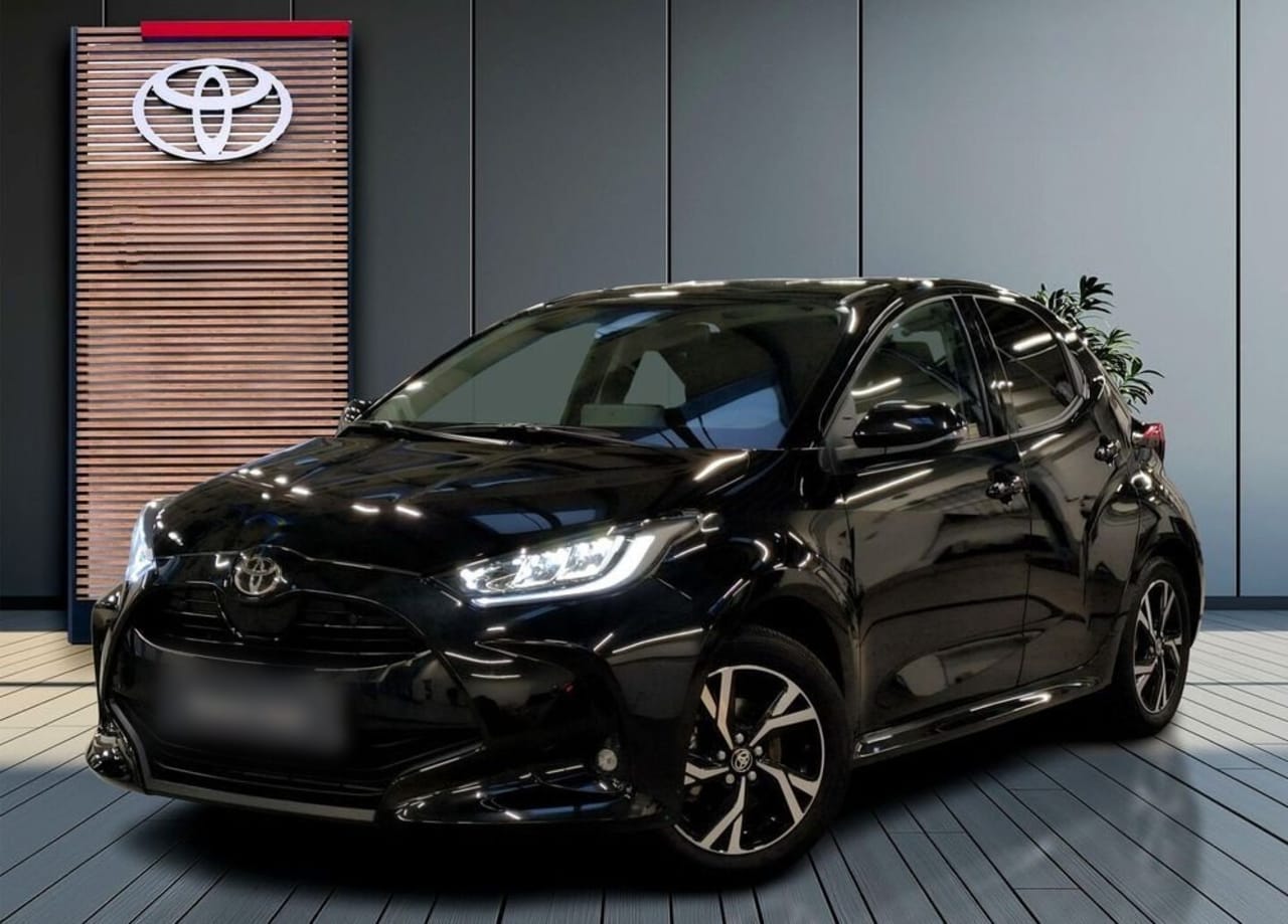 Toyota Yaris Hybrid 1.5 Style 2025 - używany samochód w leasingu