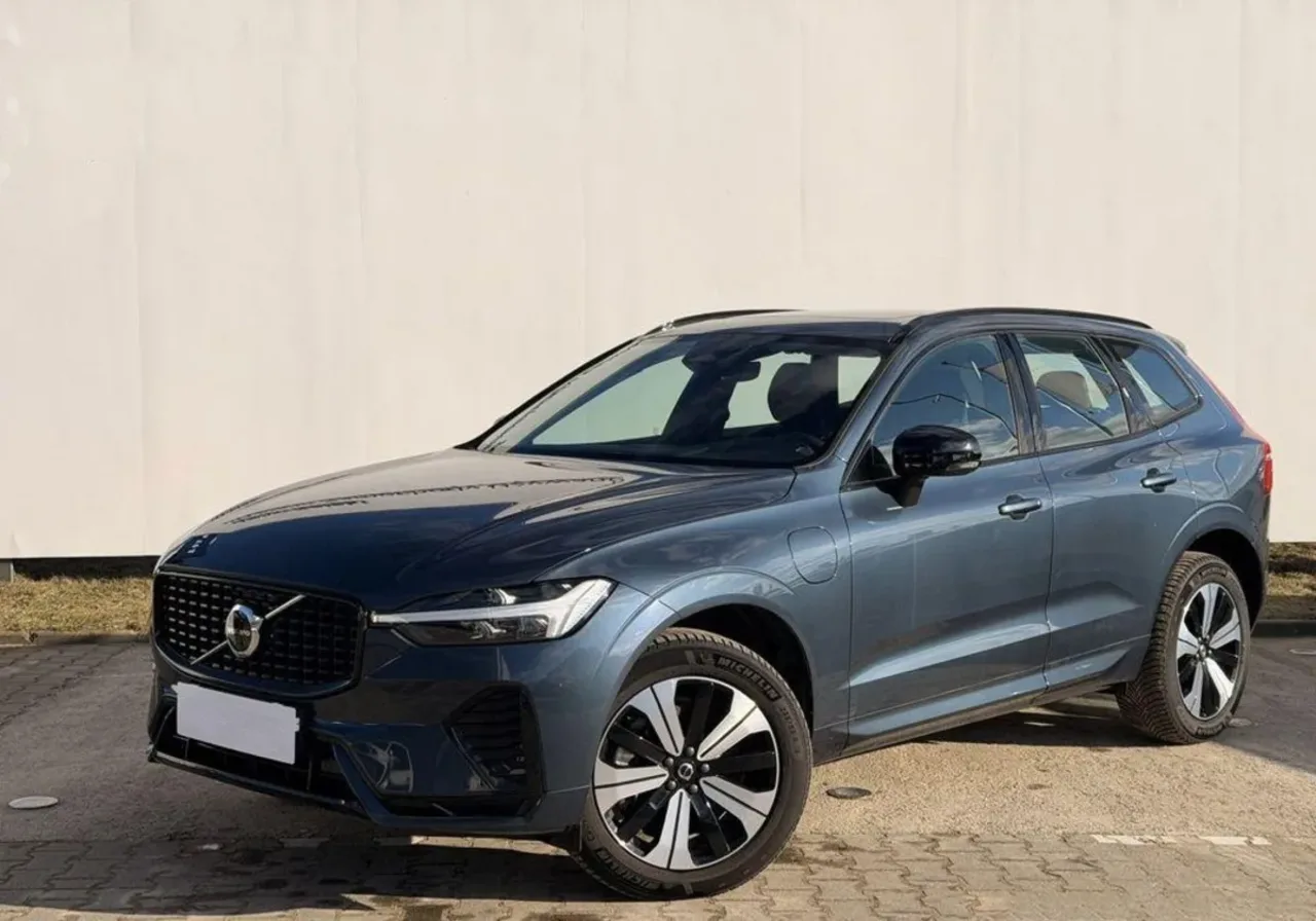 Volvo XC 60 T6 Plug-In Hybrid AWD Plus Dark aut 2024 - used car for lease