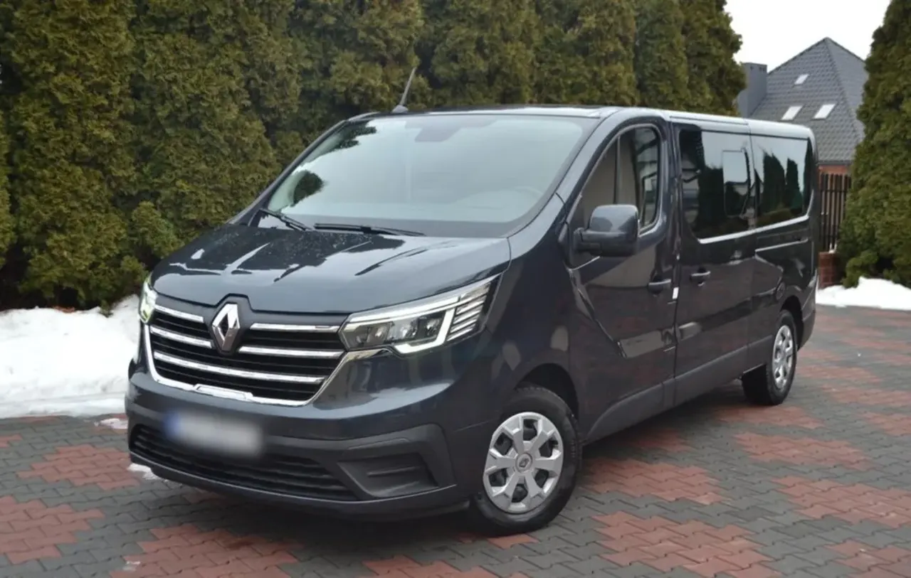 Renault Trafic Grand SpaceClass 2.0 dCi Escapade 2024 - używany samochód w leasingu